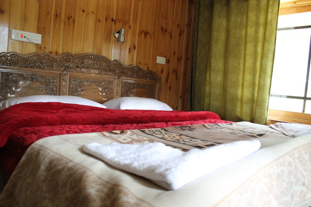 Hotel Barzman Sonamarg Exterior photo