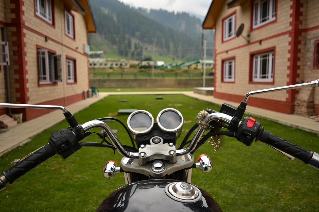 Hotel Barzman Sonamarg Exterior photo