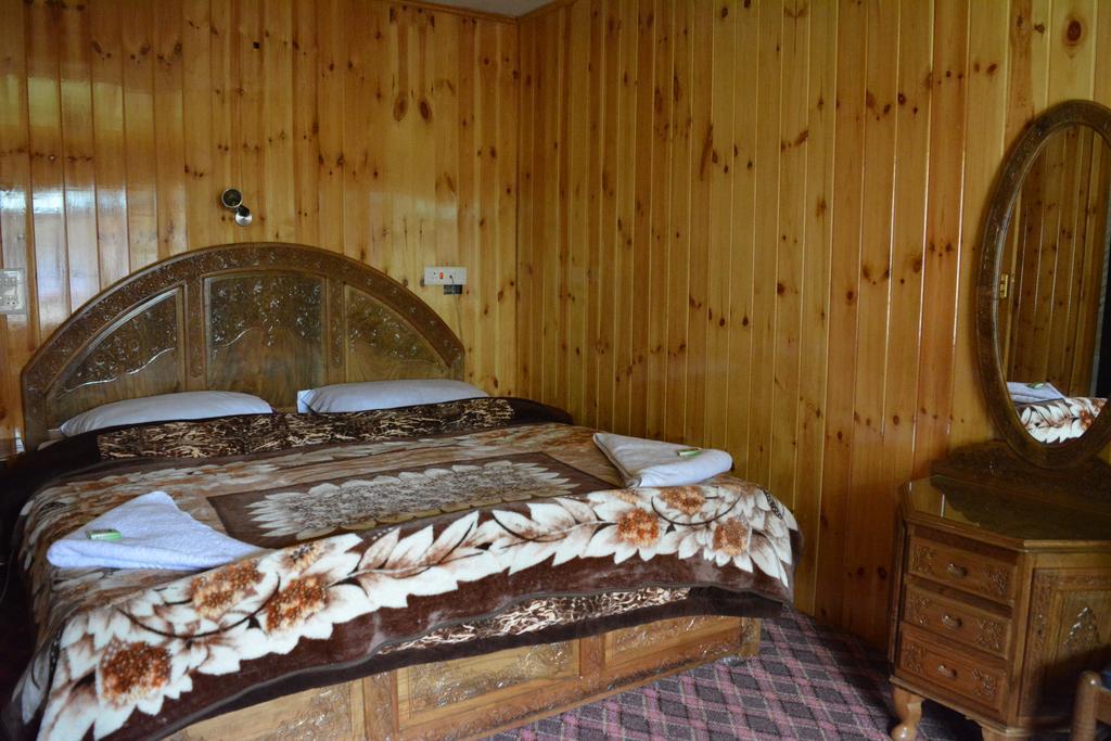 Hotel Barzman Sonamarg Exterior photo